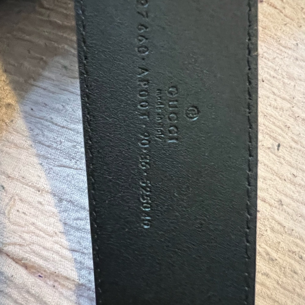 Men’s GG Marmont Leather Belt With Shiny Buckle - Picture 2 of 4